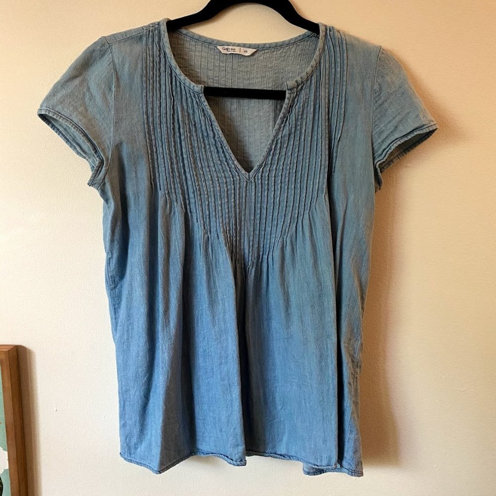 GAP Denim Short-Sleeve Shirt